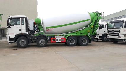 廣州重汽豪沃T5G輕量化攪拌車 廠家、配置、圖片與車輛全解析